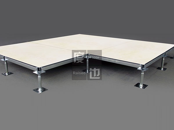 <b>全鋼無邊防靜電活動地板</b>